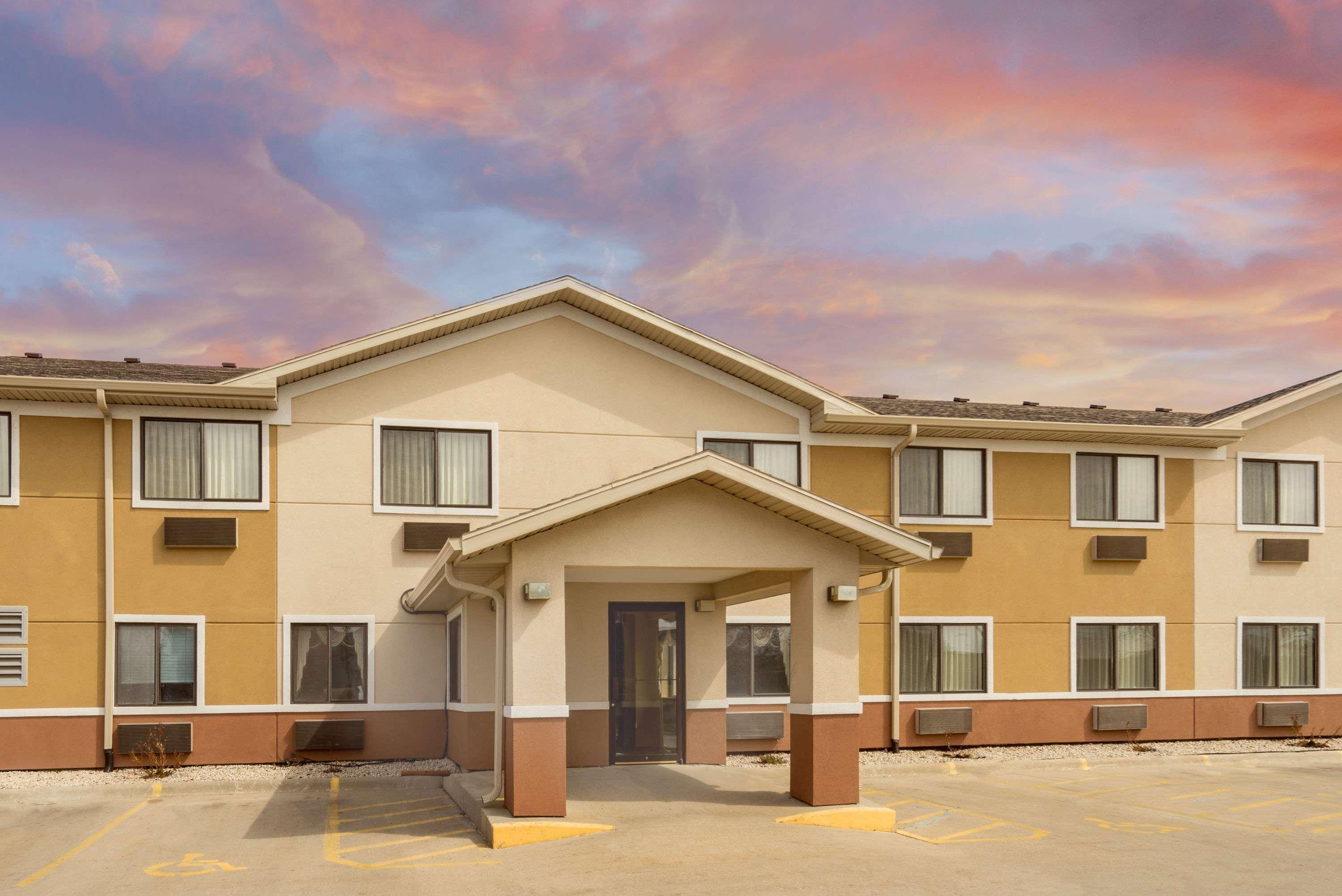 Super 8 By Wyndham Fond Du Lac Fond du Lac Exterior foto